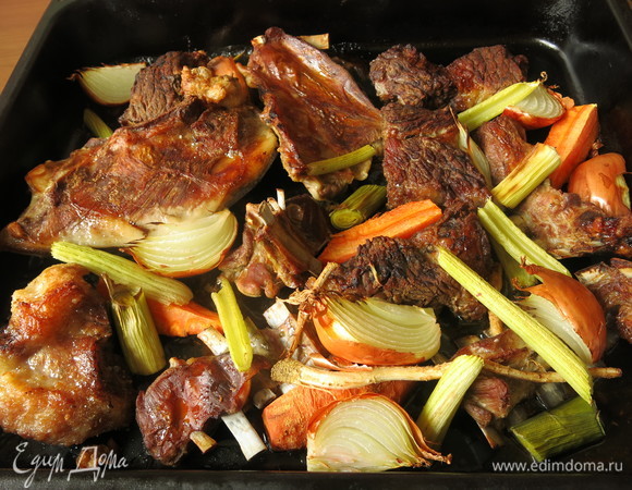 Жарим 20 минут на гриле. Вынимаем мясо.