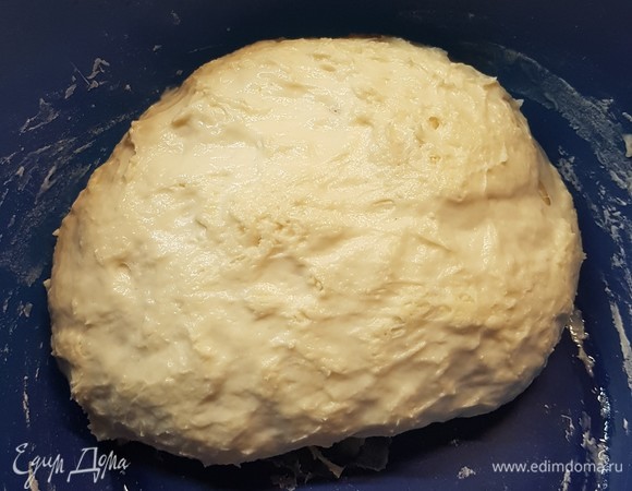 Вот так выглядит спелое тесто через 12 часов.