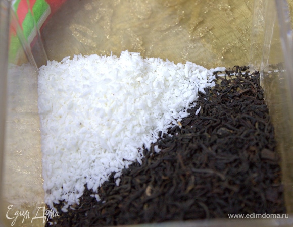 Я брала кокос и чай примерно в равных пропорциях: по 2 ст. л.