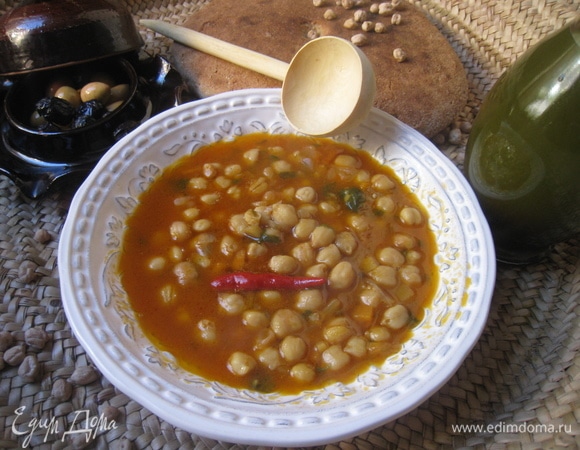 Подавать горячим, полив сверху оливковым маслом.