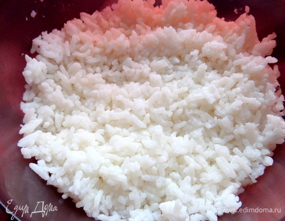 Рис отварить тоже заранее.