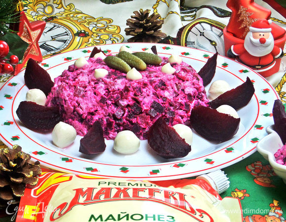 Такой салат украсит безусловно ваш праздничный стол.