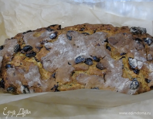 Выпекайте в разогретой до 180°C духовке примерно 1 час. Если будет сильно пригорать верх, прикройте фольгой.