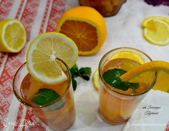 Какой же аромат! Ммм... Добавьте листочки свежей мяты. Как же хочется всех угостить этим компотом!