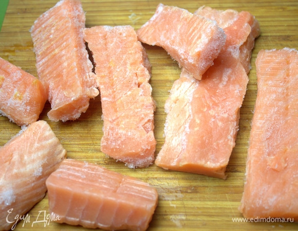 Лосось у меня норвежский, замороженный.
