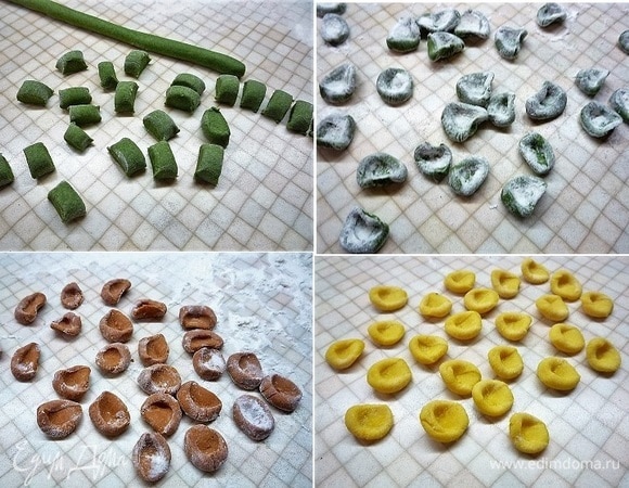 По истечении времени формируем орекьетте. Посыпаем стол мукой. От теста отрезаем небольшой кусочек, скатываем его в колбаску диаметром примерно 2,5 см. Отрезаем тонкие кусочки теста, большой палец кладем на середину кусочка и немного протаскиваем тесто по рабочей поверхности. Получается небольшая ракушка.