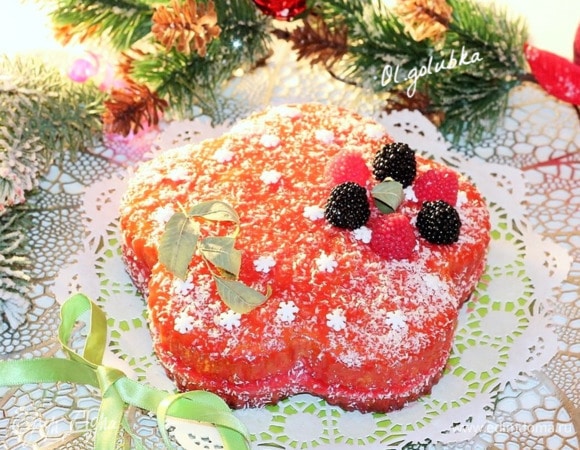 Чтобы приготовить глазурь, белый шоколад растапливаем в горячем молоке на водяной бане. Добавляем по вкусу протертую малину (джем), перемешиваем до однородности. Если любите глазурь кисло-сладкую, добавьте немного лимонного сока.