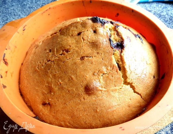 Большой кекс дольше — 40 минут.