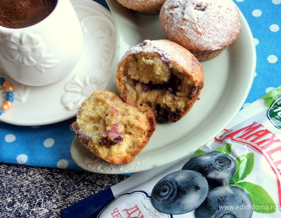 Маленькие можно разломать, чтобы посмотреть центр.