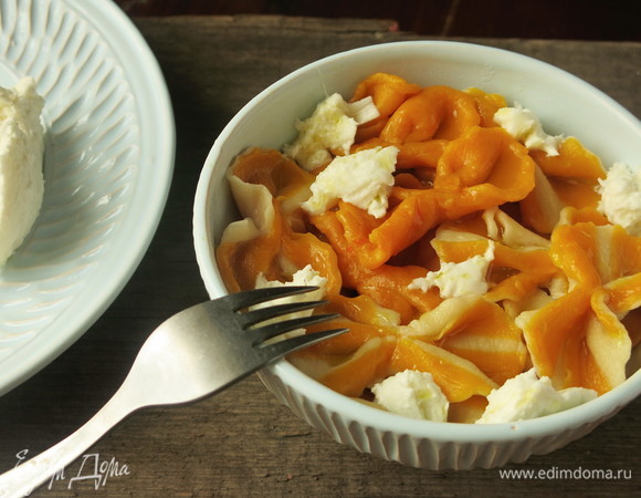 Любители фудфото, быстро-быстро фотографируем, пока не остыло.