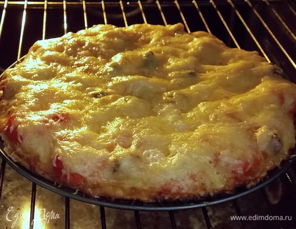 Запекать в горячей духовке при 180°C в течение 15–20 минут.