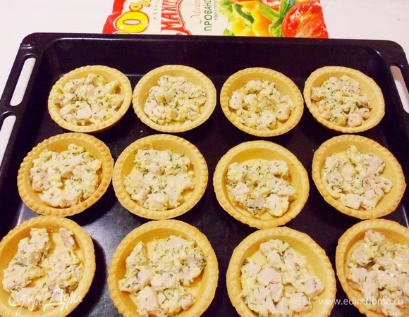 Получилось 12 тарталеток.