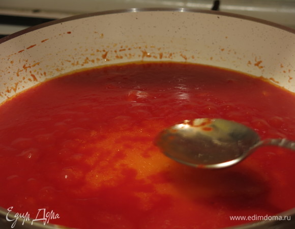 Вливаем уксус (у меня японский, нужен китайский темный).