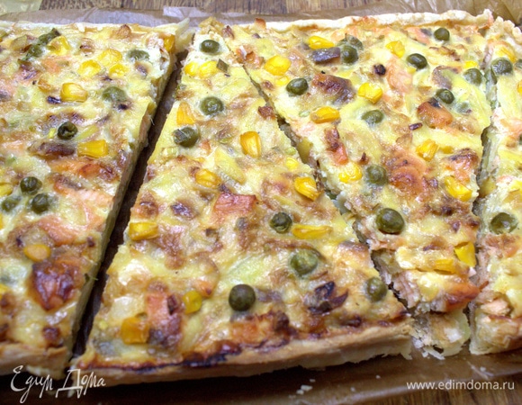 Чуть остынет, и можно нарезать на порции.