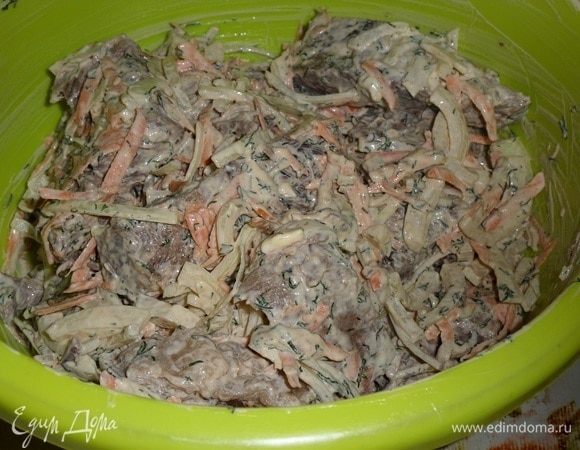 Хорошо перемешиваем массу.