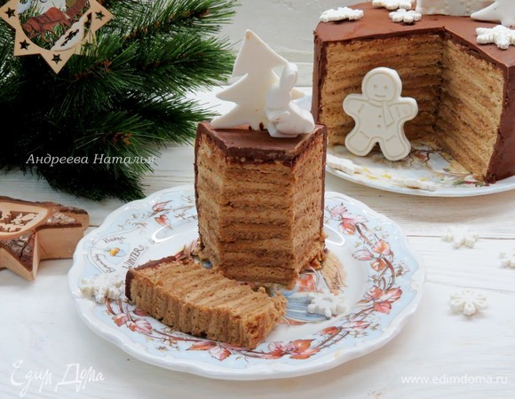 Такой тортик станет достойным завершением любого праздничного обеда или рождественского семейного ужина! Ведь он сделан для самых близких и любимых!