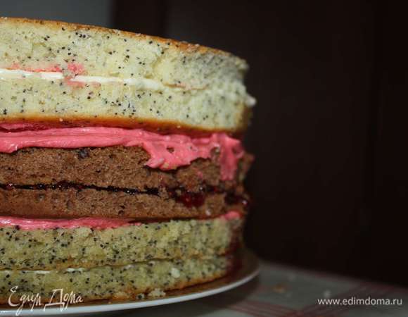 Последним идет корж с маком.