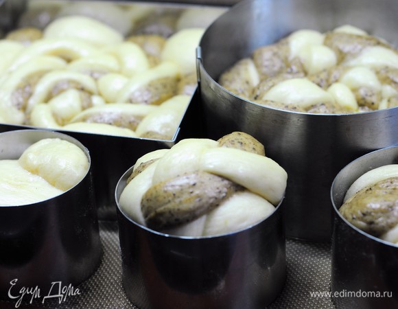 Посмотрите, как выросло тесто!