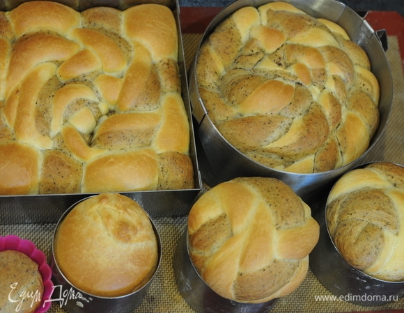 Выпекать при температуре 145–150°C около 30 минут.