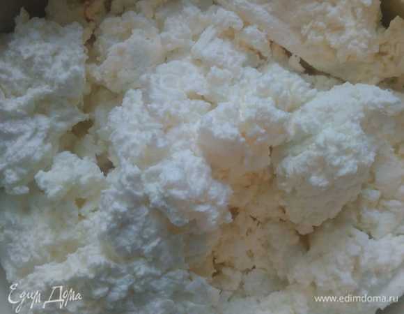 Получился очень вкусный творог. Любому блюду придаст изюминку. Приятного аппетита!