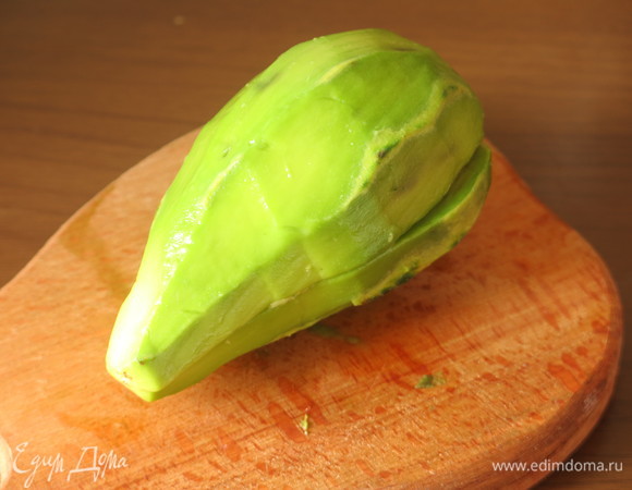 Соединяем авокадо.