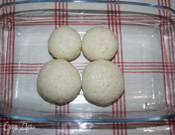 Рисовые шарики готовы.