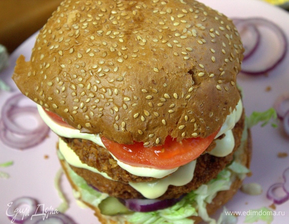 Накрыть теплой булочкой.