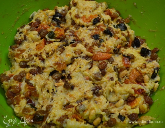 Нежно все перемешиваем и восхищаемся полученному нежному тесту. Даем настояться тесту 3 часа.