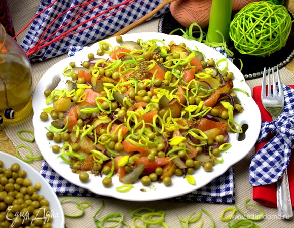 Сегодня дебют у набора салфеточек «Семейные ценности», который я получила в подарок от сайта. Буду показывать не раз! Нравятся?