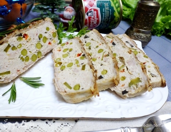 Получилось очень вкусно, очень сочно! Хорош и в теплом, и в холодном виде. Приятного аппетита!