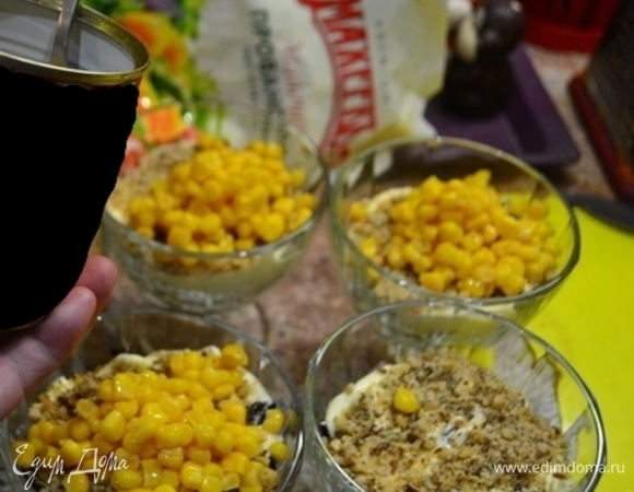 Восьмой слой — кукуруза.