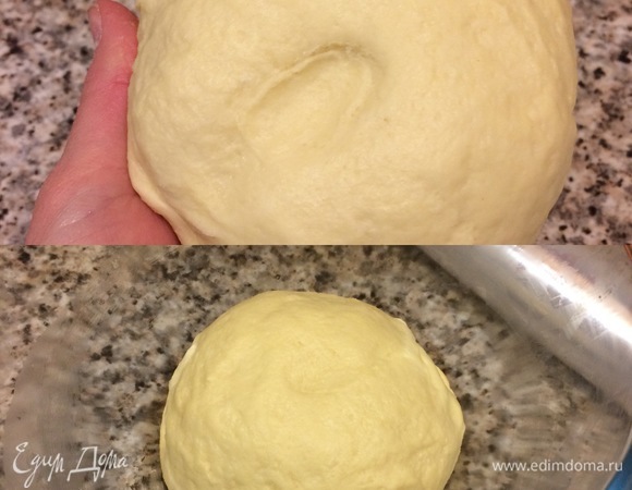 Мы должны замесить очень нежное тесто, если вам будет мало муки, то можно добавить еще немного, но главное — не переборщить с мукой! Тесто переложить в миску, накрыть и оставить в теплом месте на полтора часа.