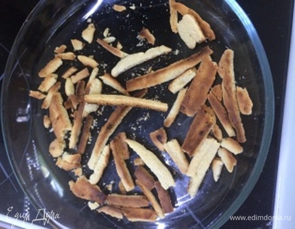 Обрезки пойдут на обсыпку боков.