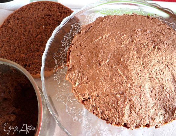 Смазать его частью трюфельных сливок.