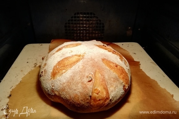Наш хлеб готов «выпрыгнуть» из печи. Он «трещит и поет»!