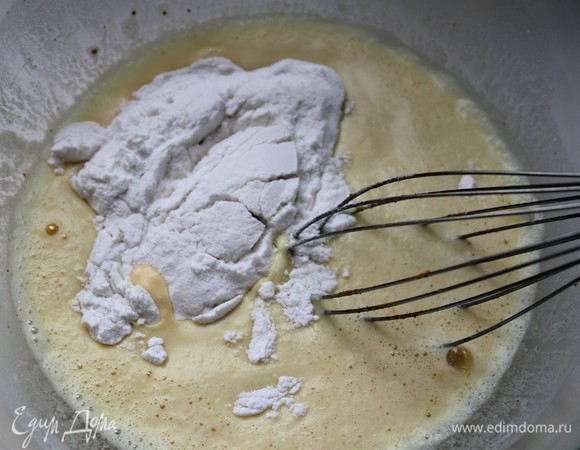 Перемешать до однородной массы.