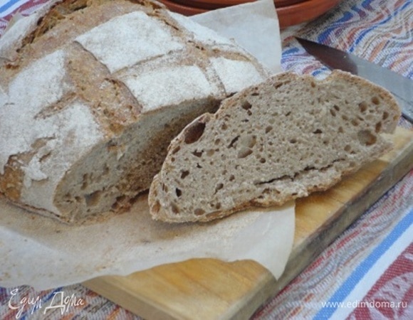 Разрезаем только полностью остывшим.