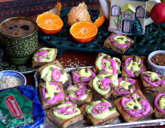 Подаем необычное угощение на стол.