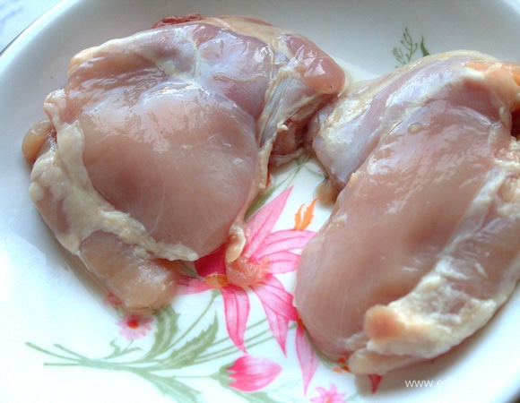 Я варила на основе мяса с ножек курицы.