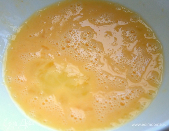 Взбить с солью.