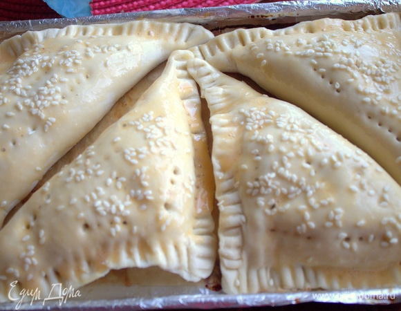 Эти не вошли в кадр, но пусть тут «попиарятся». Торопилась поймать дневной свет хоть чуть-чуть, иначе не то!