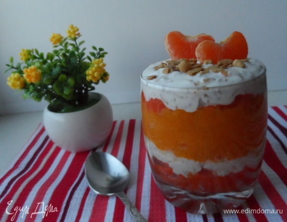 Можно поставить в холодильник на несколько минут для скрепления ингредиентов. Приятных вам сюрпризов!