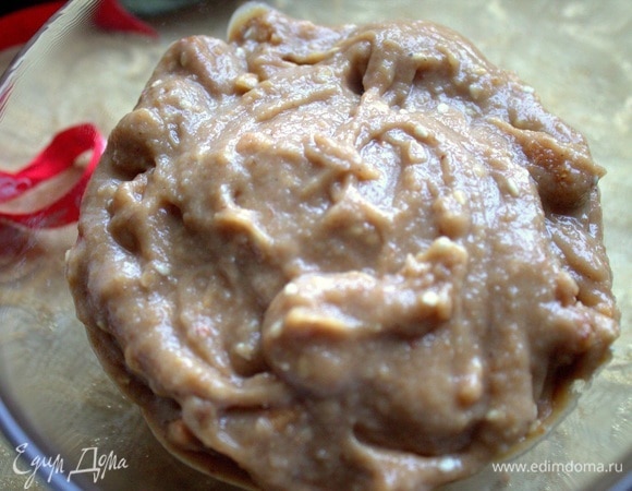 Перемешать и перенести в чашу для подачи.