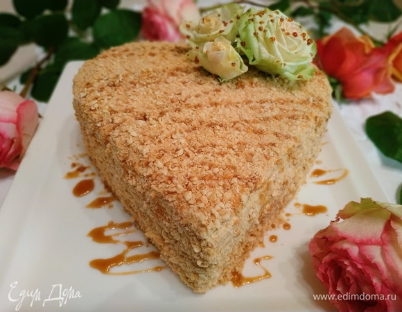 Торт получается очень нежным и очень вкусным. Приятного аппетита.