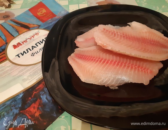 Филе тилапии ТМ «Магуро» разморозить и нарезать.