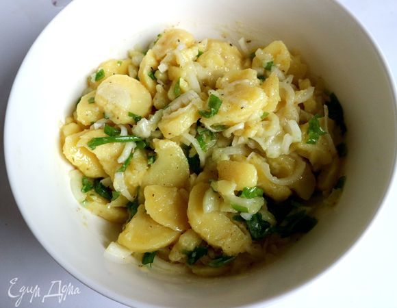 Перемешать. Накрыть миску крышкой и оставить до использования.