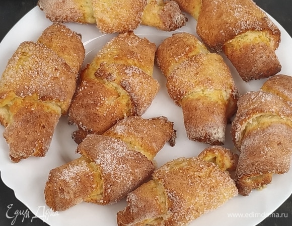 Даем немного остыть, наливаем чай и подаем.