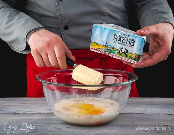 Добавьте в опару размягченное ПравильноеМасло АО АИСФеР и оставьте опару для подъема.