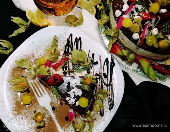 Отрезаем кусочек и подаем к столу.