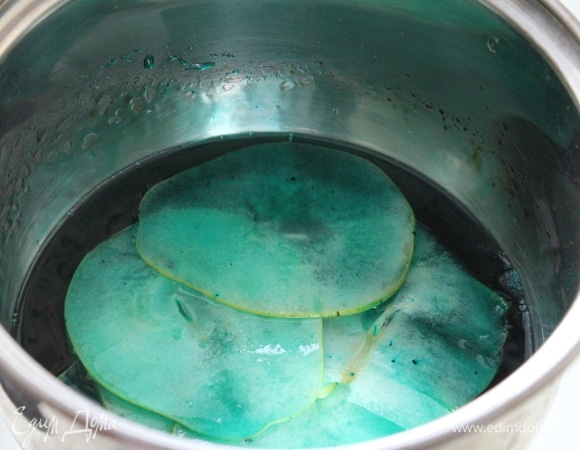 Загрузить друг за другом слайсы груш.